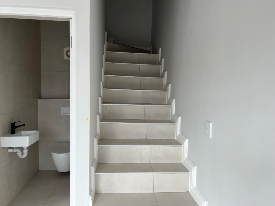 3 Bedroom Property for Sale in Sandown Western Cape